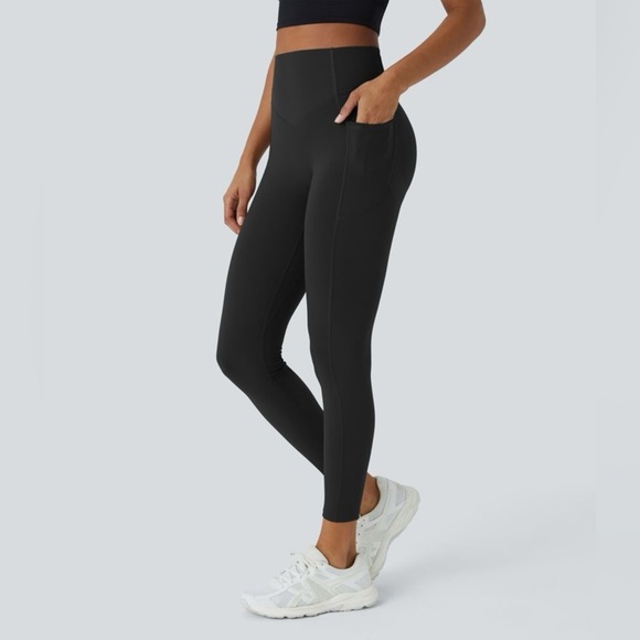 Halara UltraSculpt™ SoCinched High Waisted Scrunch Butt Lifting 7/8” Leggings - Picture 5 of 9